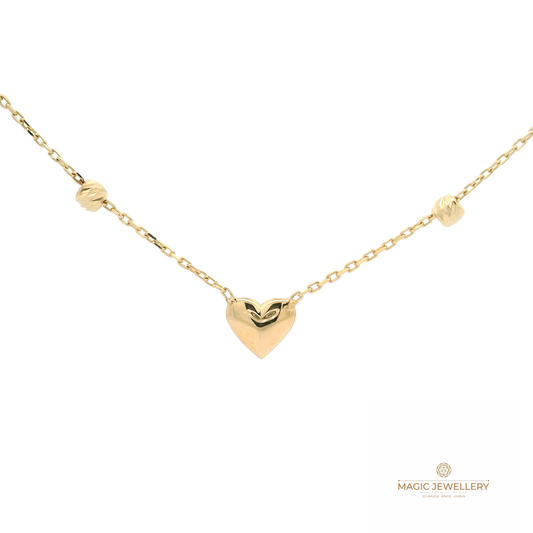 Elegant necklace with heart pendant