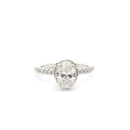 Eleganter ovaler Brillantring (lab-grown)