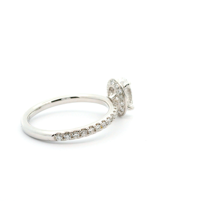 Eleganter ovaler Brillantring (lab-grown)