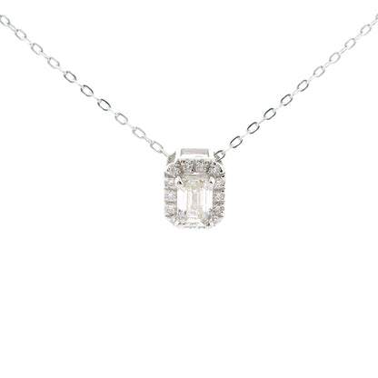 Elegant necklace with diamond pendant