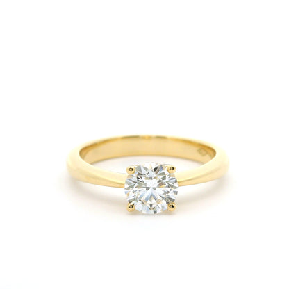 Eleganter Goldring mit Diamant