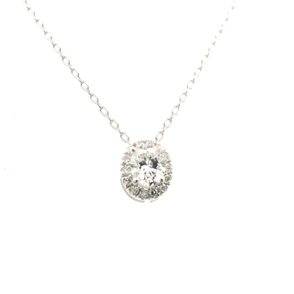 Eleganter Halskette mit funkelndem Diamanten im Anhänger