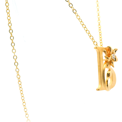 Elegante vergoldete Buchstaben-Halskette und einem Diamant (lab-grown)