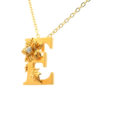 Elegante 925er  Silber vergoldete Buchstaben-Halskette und einem Diamant (lab-grown)