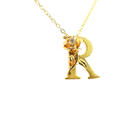 Elegante 925er Silber vergoldete Buchstaben-Halskette und einem Diamant (lab-grown)