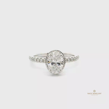 Eleganter ovaler Brillantring (lab-grown)