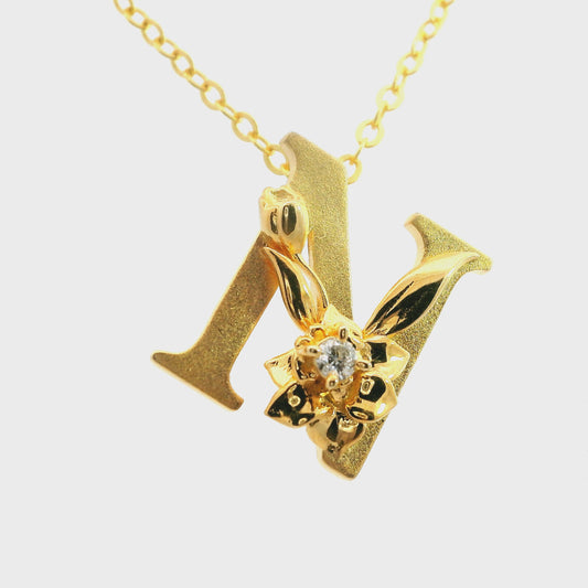 Elegante 925er Silber vergoldete Buchstaben-Halskette und einem Diamant (lab-grown)